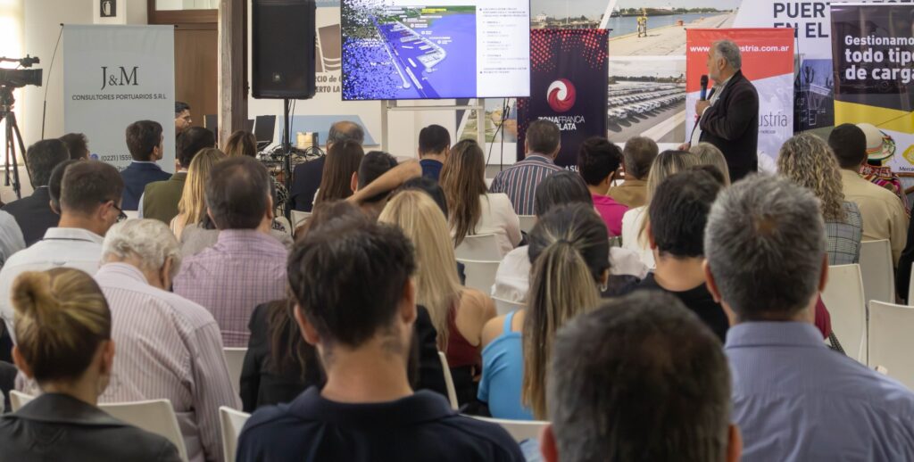 El Hub Logístico Puerto La Plata protagonista de un encuentro multisectorial Imagen de la 6ta Jornada de Promoción del Hub Logístico Puerto La Plata (2024) // Conexión Parques