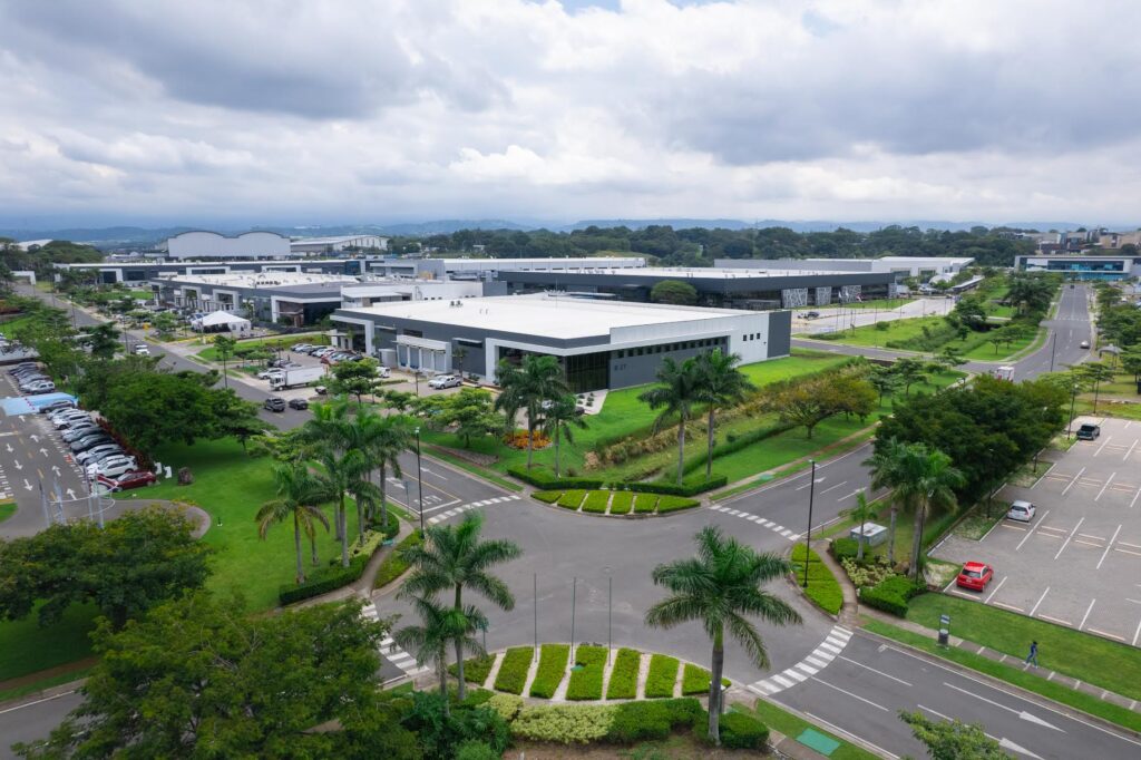 Breves del Mundo: Costa Rica, Vietnam Coyol Free Zone, Costa Rica // Conexión Parques