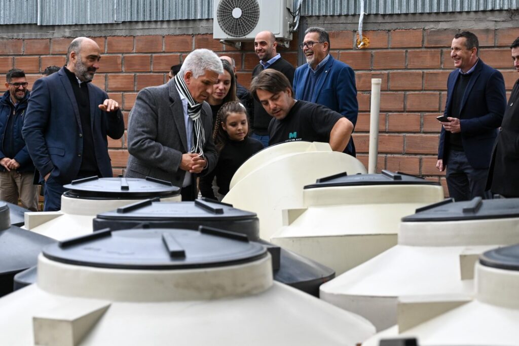 Microplast proyecta invertir $190 millones en maquinaria e infraestructura// Conexión Parques.